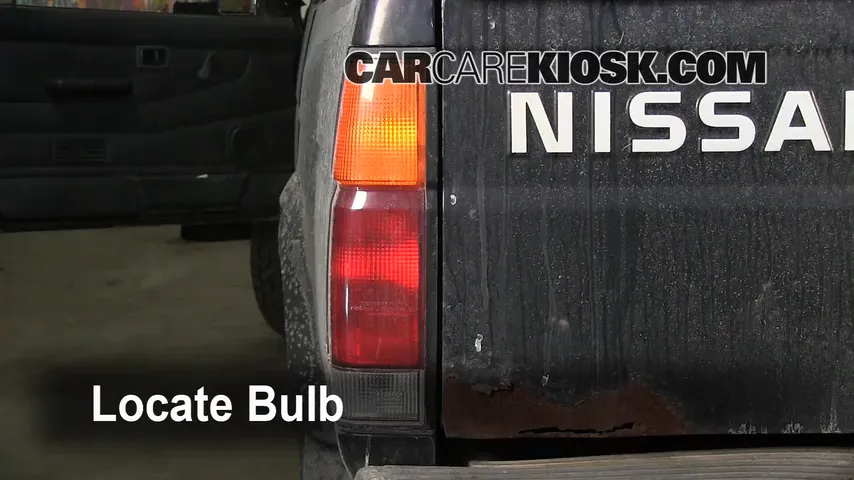 1995 Nissan Pickup XE 3.0L V6 Extended Cab Pickup Lights Turn Signal - Rear (replace bulb)